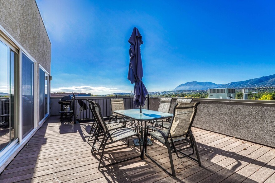 More Photos Of 2532 W Colorado Ave, Colorado Springs Storefront Retail Office For Sale