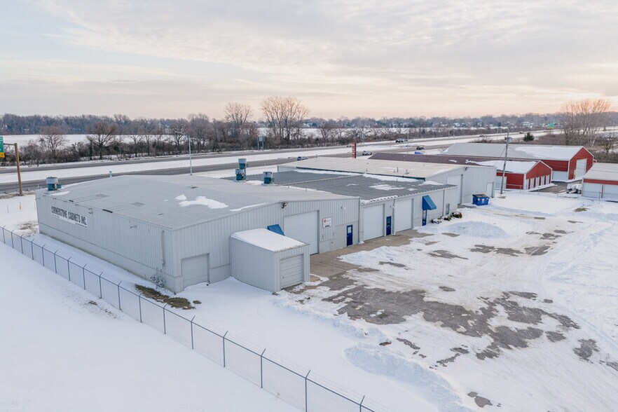 More Photos Of 1805-1811 Sawmill Pky, Huron Warehouse For Sale