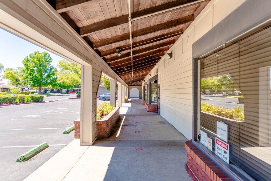 More Photos Of 9665-9675 Elk Grove Florin Rd, Elk Grove Unknown For Lease