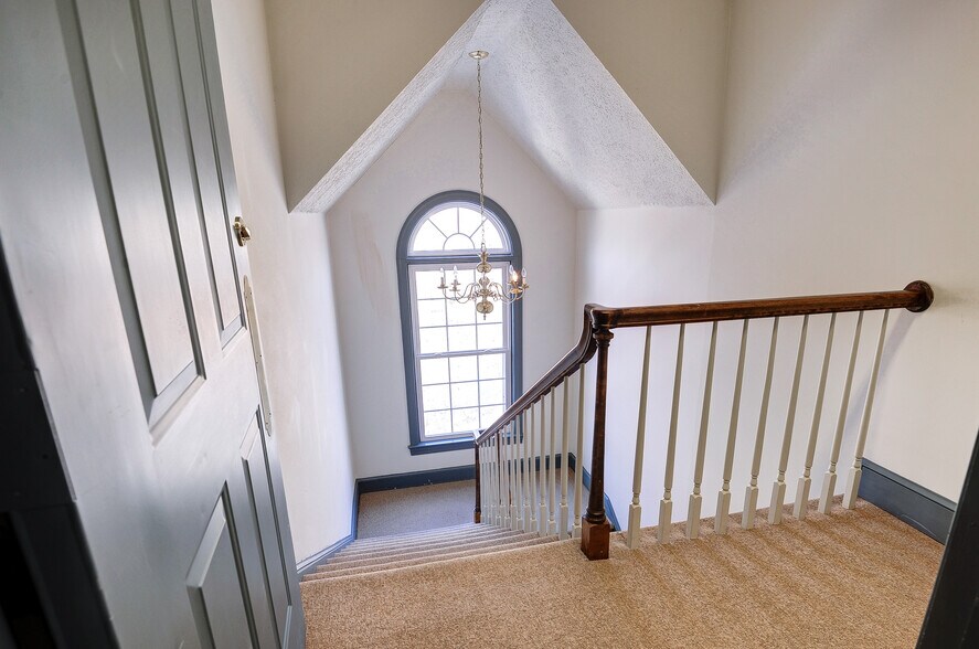 More Photos Of 13000 Harbor Dr, Woodbridge Office For Lease