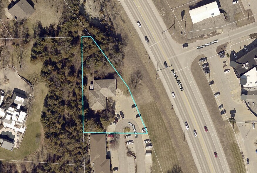 More Photos Of 200 Southwind Pl, Manhattan Office For Sale