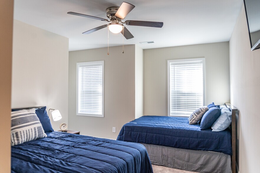 More Photos Of 887 Ducks Lndg, Aberdeen Multifamily For Sale