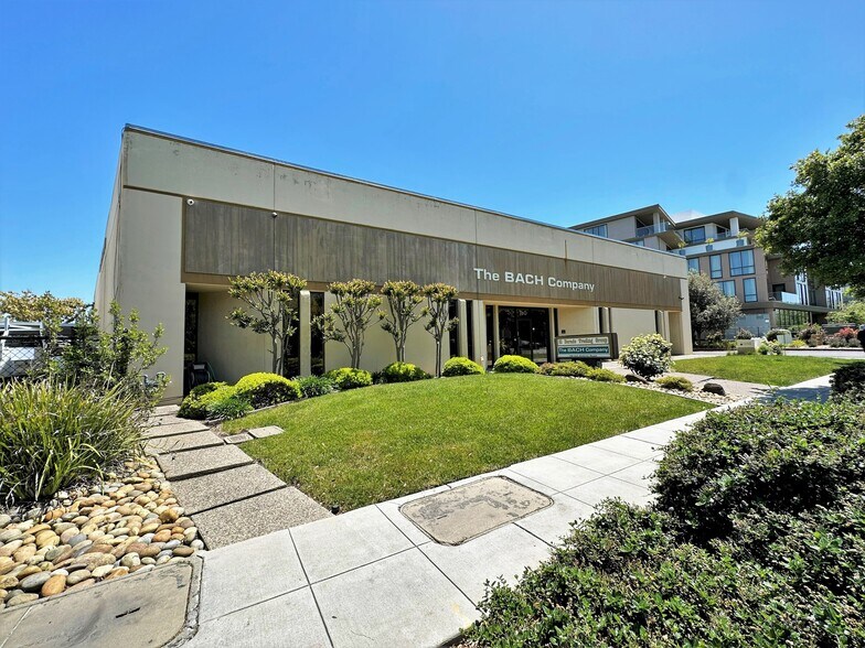 More Photos Of 760 San Antonio Rd, Palo Alto Warehouse For Sale