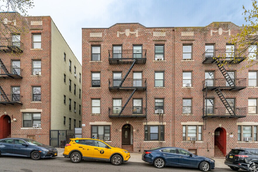 More Photos Of 21-51 27th St, Astoria Apartments For Sale