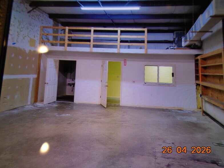 More Photos Of 148 Island Dr, Hilton Head Warehouse For Sale