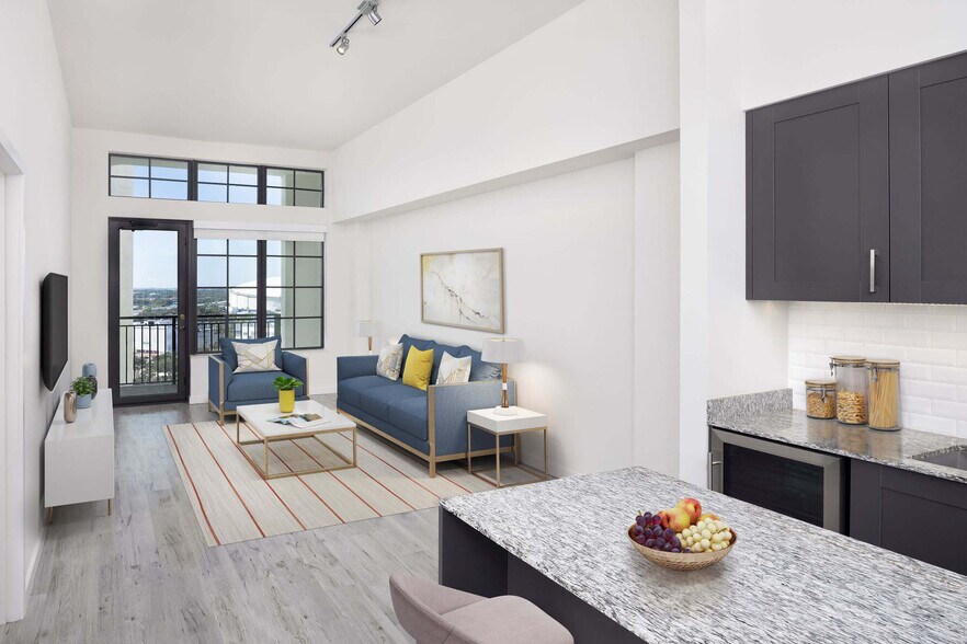 More Photos Of 855 Central Ave, Saint Petersburg Apartments For Lease