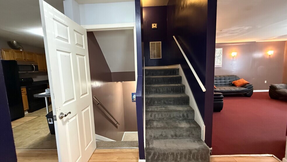 More Photos Of 5212 Astor Pl SE, Washington Assisted Living For Lease