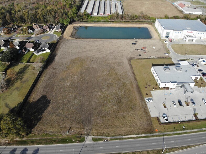 More Photos Of Burbank Drive & Bluebonnet Blvd, Baton Rouge Land For Sale