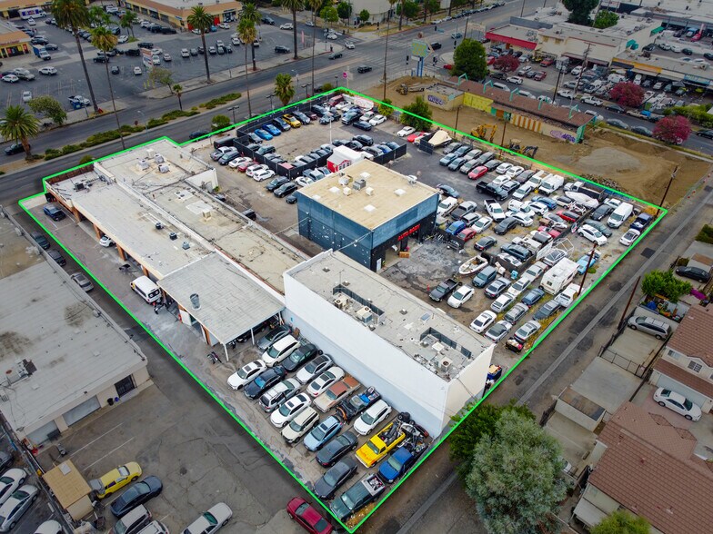 More Photos Of , Canoga Park General Retail For Sale