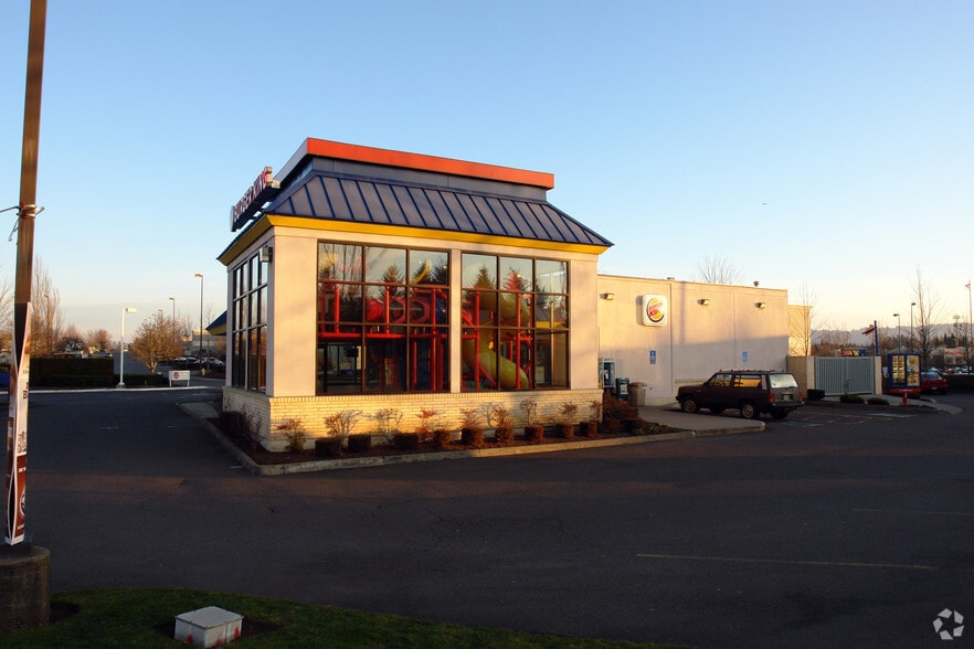 More Photos Of 17960-18200 NW Evergreen Pky, Beaverton Unknown For Lease