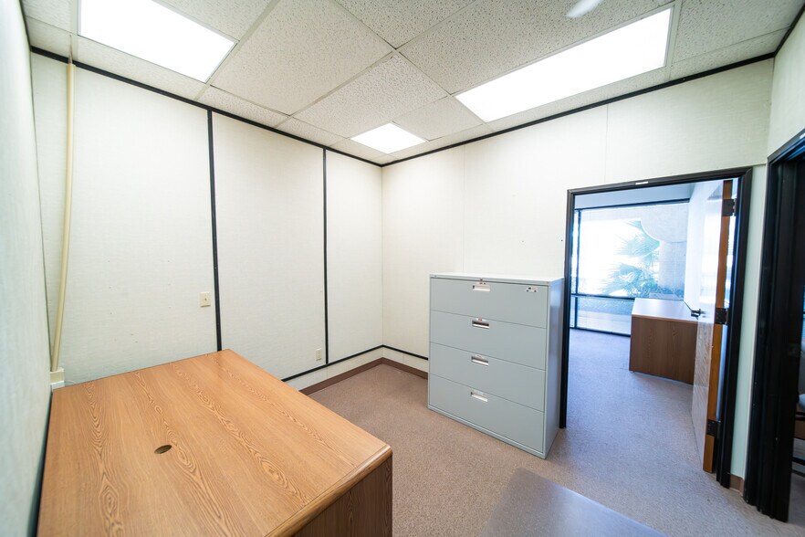 More Photos Of 1550 N Norma St, Ridgecrest Office For Lease