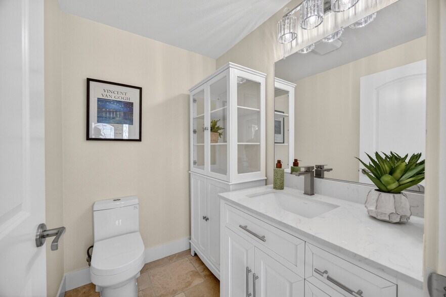 More Photos Of 25265 Carlsbad Ave, Davis Apartments For Sale