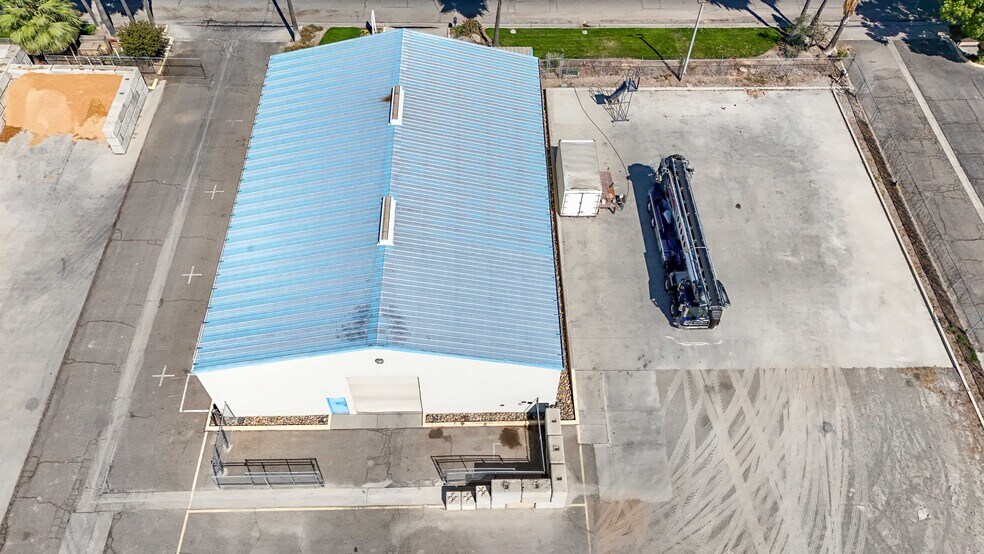 More Photos Of 240 Airpark Rd, Atwater Warehouse For Lease