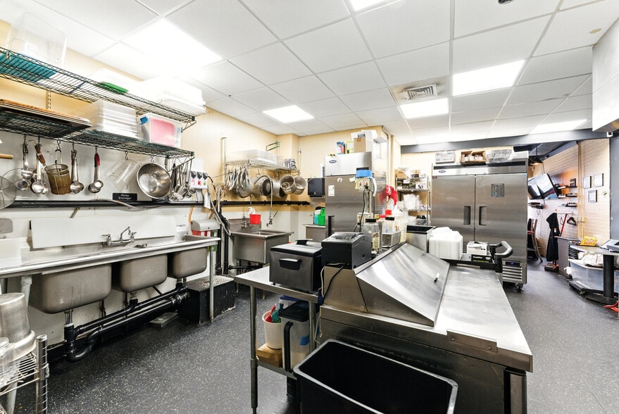 More Photos Of 674-678 Dickinson St, Springfield Freestanding For Sale