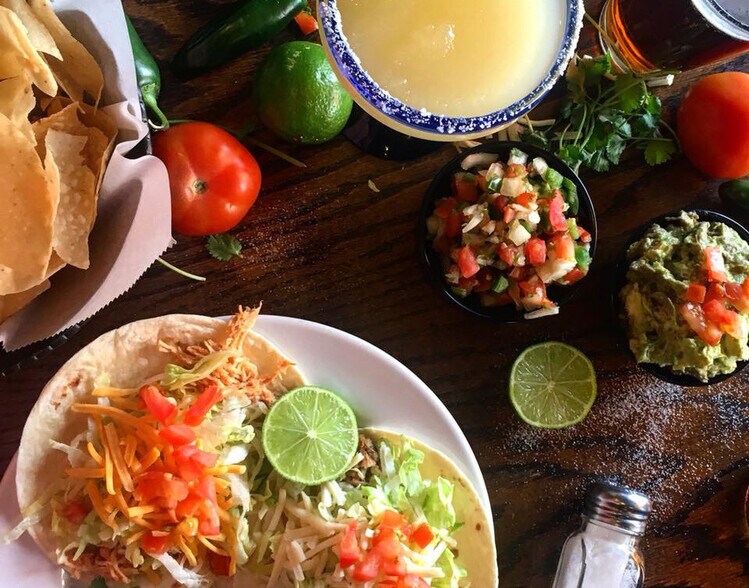 More Photos Of 5560 N 22nd St, Ozark Self Storage For Sale