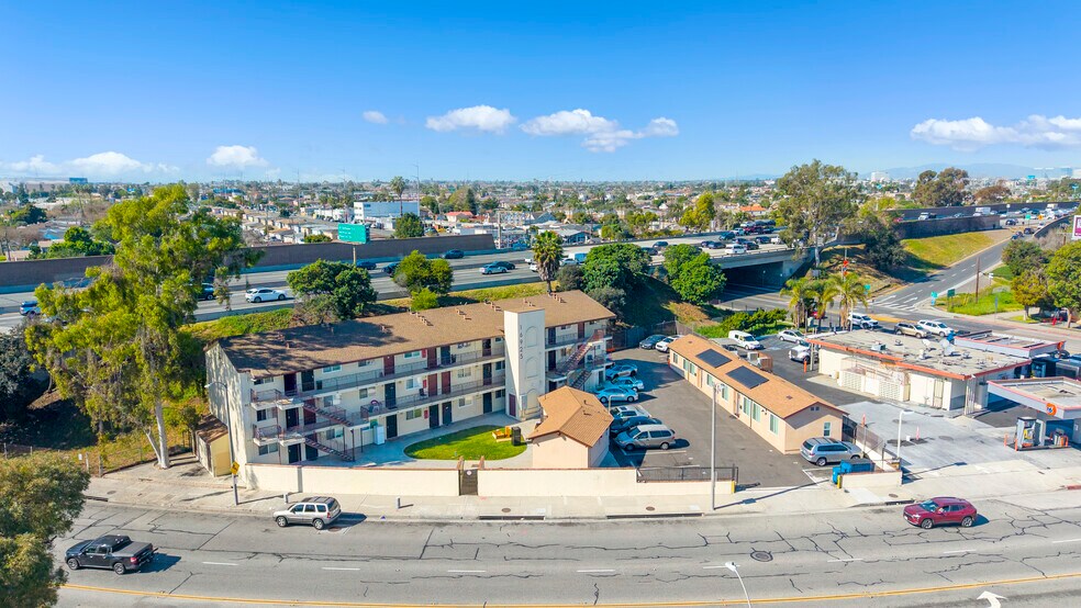More Photos Of 16925 Prairie Ave, Torrance Apartments For Sale
