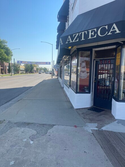 More Photos Of 204-274 E Bridge St, Brighton Storefront Retail Office For Lease