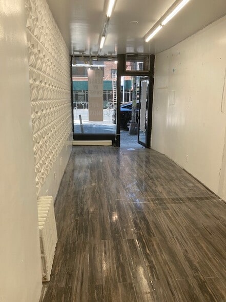 More Photos Of 533 3rd Ave, New York Apartments For Lease