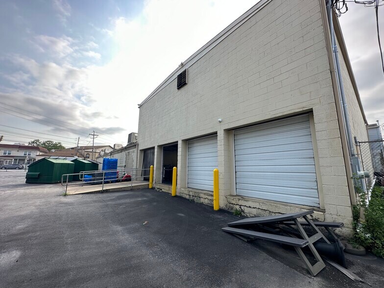 More Photos Of 1580 Huddell Ave, Marcus Hook Light Distribution For Lease
