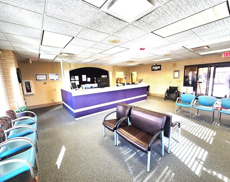 More Photos Of 729 N Custer Ave, Grand Island Medical For Sale