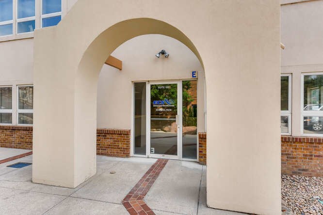 More Photos Of 2 Oakwood Park, Castle Rock Medical For Lease