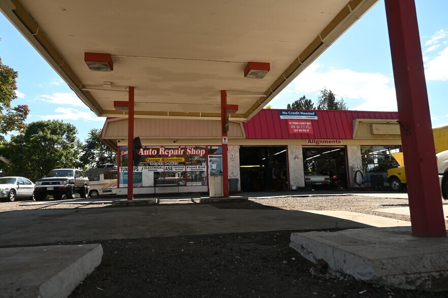 More Photos Of 1200 W Littleton Blvd, Littleton Service Station For Sale