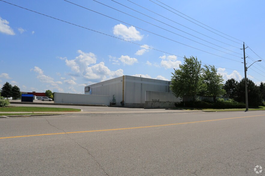 More Photos Of 42 Caplan Ave, Barrie Storefront For Lease