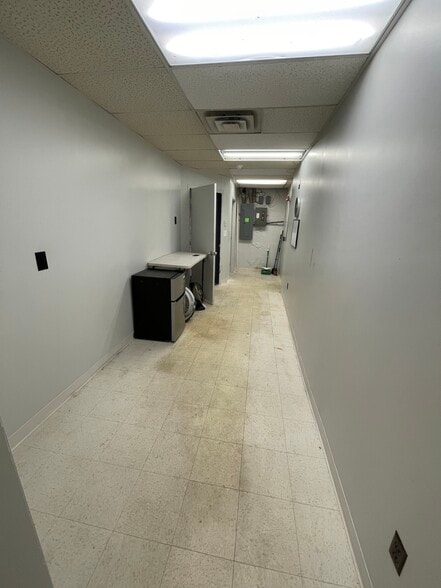 More Photos Of 4814-4818 Mcknight Rd, Pittsburgh Freestanding For Lease