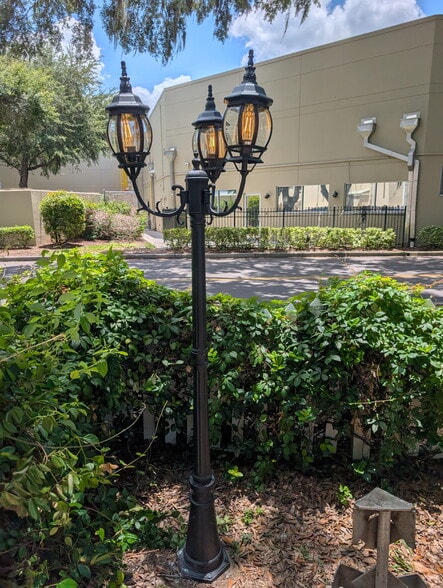 More Photos Of 3407 Lithia Pinecrest Rd, Valrico Storefront Retail Office For Sale