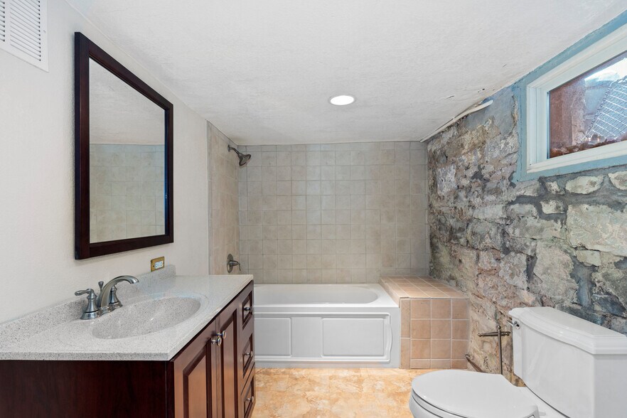 More Photos Of 1650 Pennsylvania St, Denver Office Residential For Sale