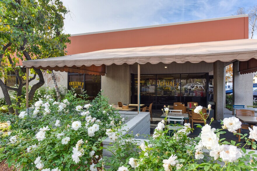 More Photos Of 31304-31348 Via Colinas, Westlake Village Unknown For Lease