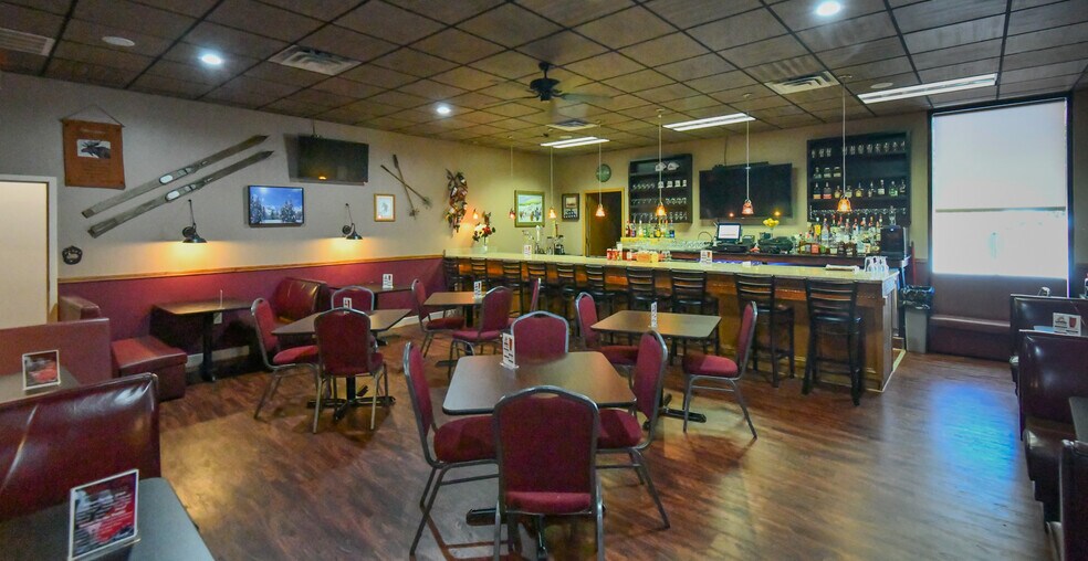 More Photos Of 7099 N Hwy 441, Dillard Restaurant For Sale