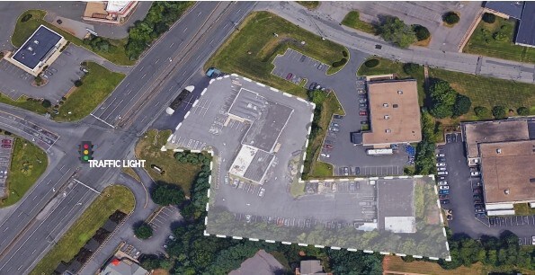 More Photos Of 3384-3386 Berlin Tpke, Newington Freestanding For Lease