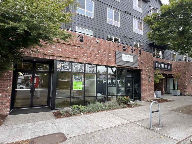 Primary Photo Of 6529 California Ave SW, Seattle General Retail For Lease