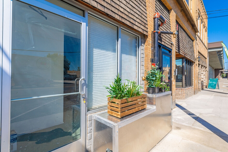 More Photos Of 536-538 Second St, Yuba City Storefront Retail Office For Lease