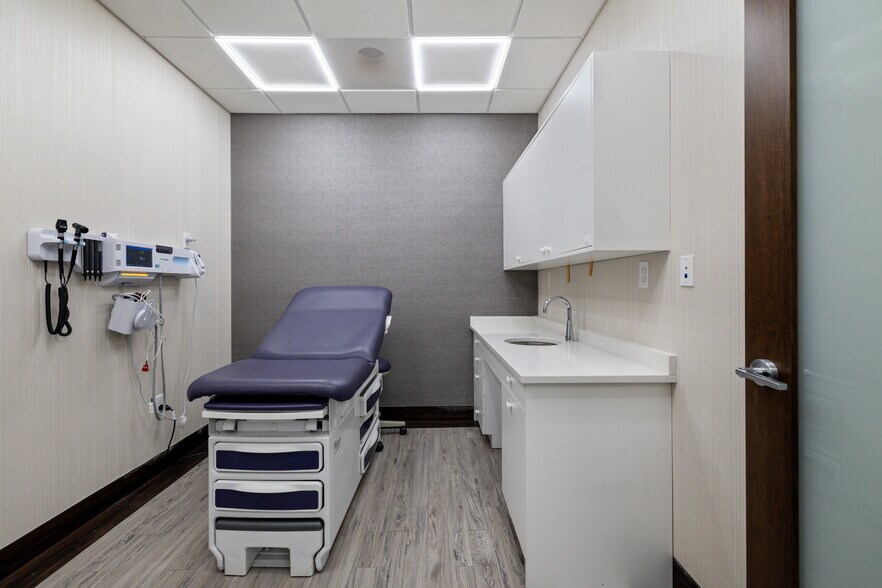 More Photos Of 5-28 Indian Rock, Suffern Unknown For Lease