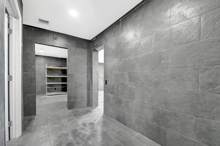 More Photos Of 2160 NW 24th St, Fort Lauderdale Land For Sale