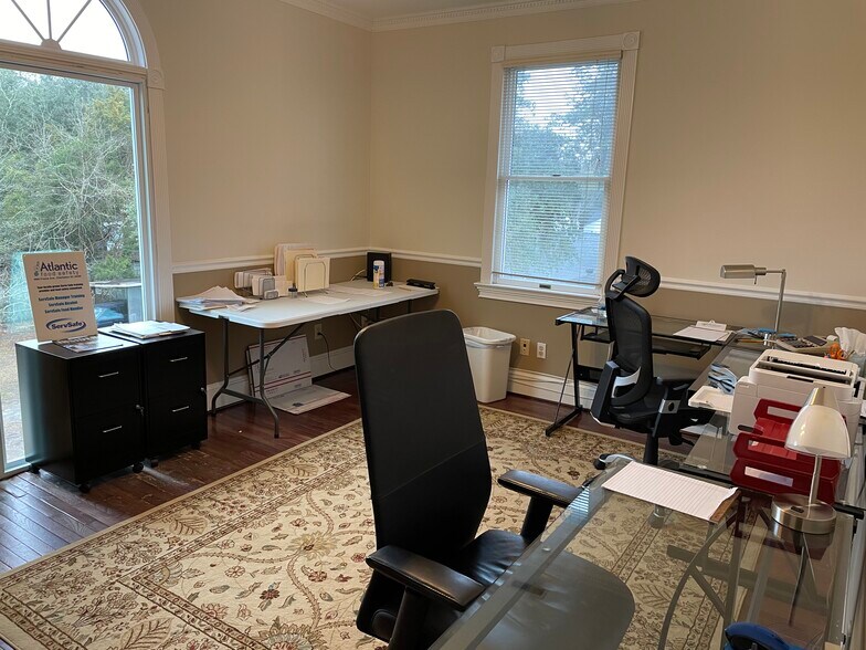 More Photos Of 1495 Remount Rd, North Charleston Office Residential For Sale