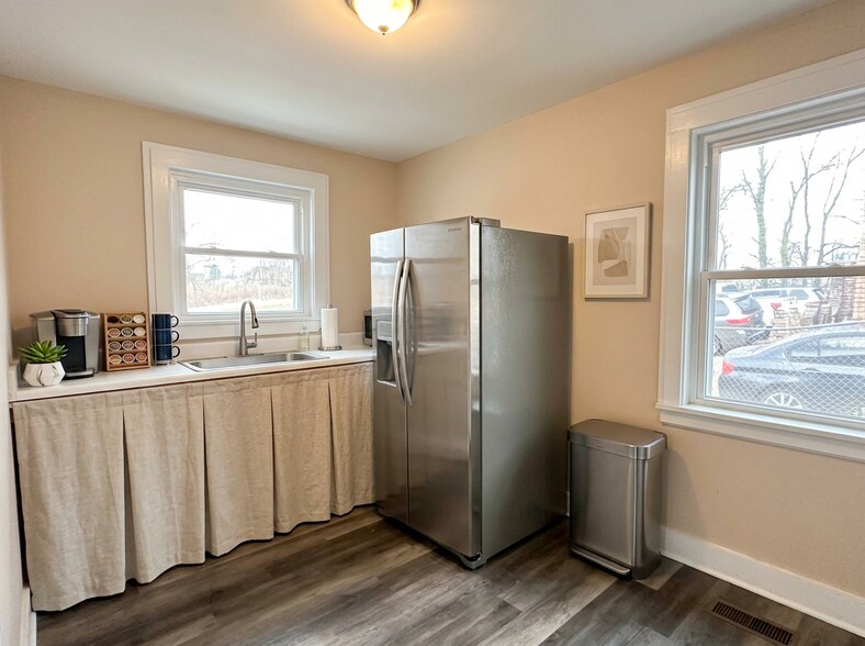More Photos Of 2817 Dickerson Pike, Nashville Freestanding For Lease