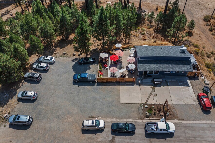 More Photos Of 620 E Sierra Ave, Portola Restaurant For Sale