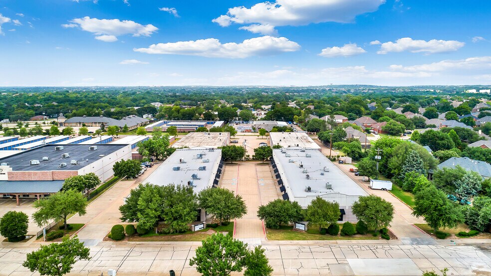 More Photos Of 1900 Industrial Blvd, Colleyville Light Manufacturing For Lease
