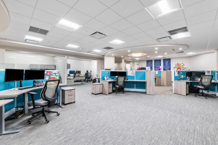 More Photos Of 3303 W Commercial Blvd, Fort Lauderdale Office For Sale