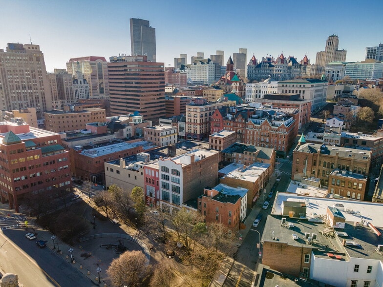 More Photos Of 46 Columbia St, Albany Office For Sale