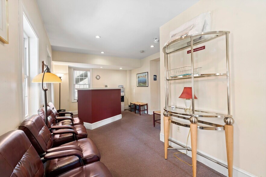 More Photos Of 1701 Bethlehem Pike, Flourtown Medical For Sale