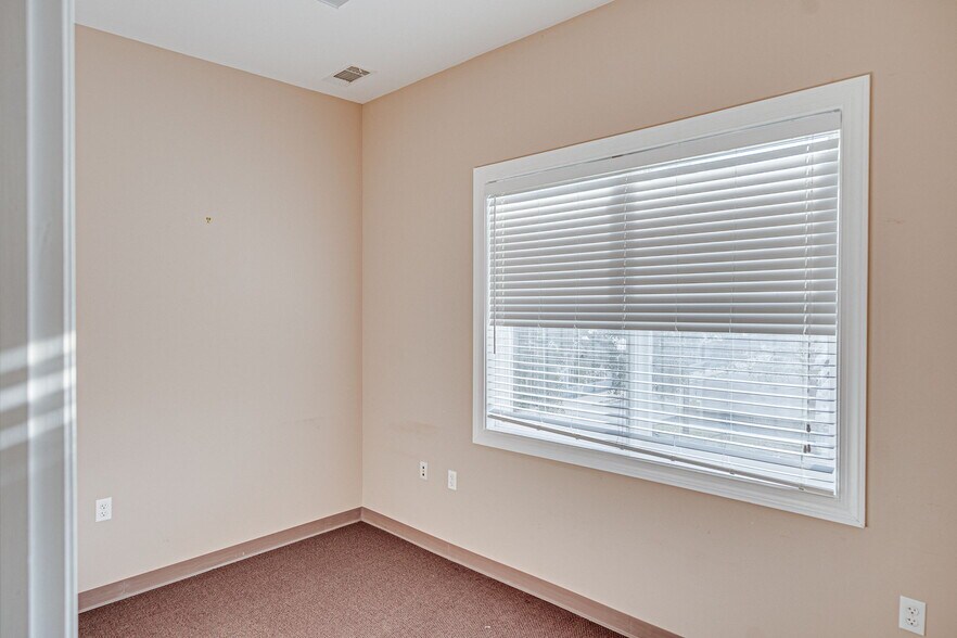 More Photos Of 1211 Bull St, Savannah Office Residential For Sale