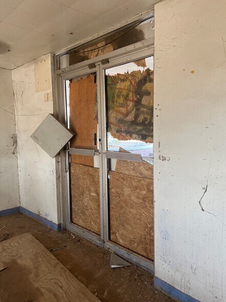 More Photos Of 401 S 3rd St, Blythe Religious Facility For Sale