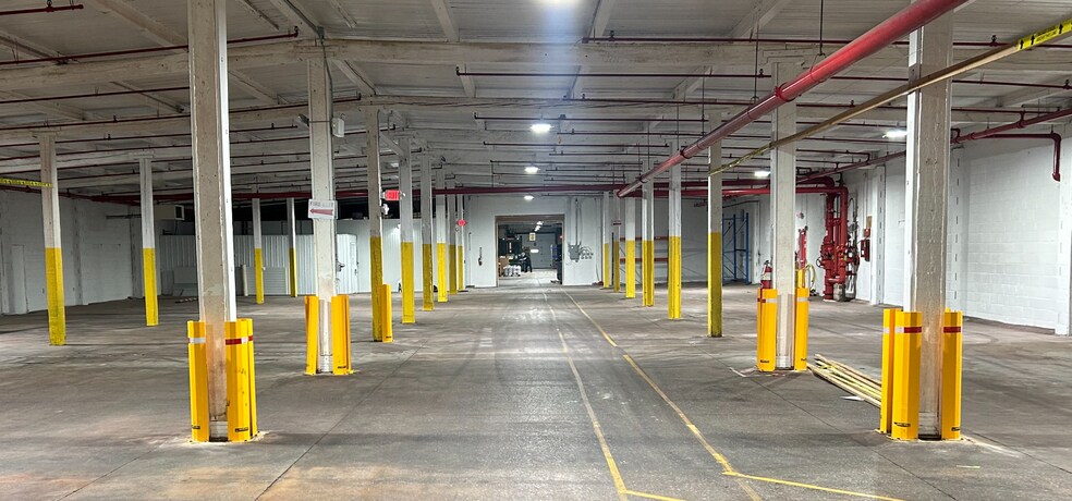More Photos Of 738 W Cypress St, Kennett Square Manufacturing For Lease