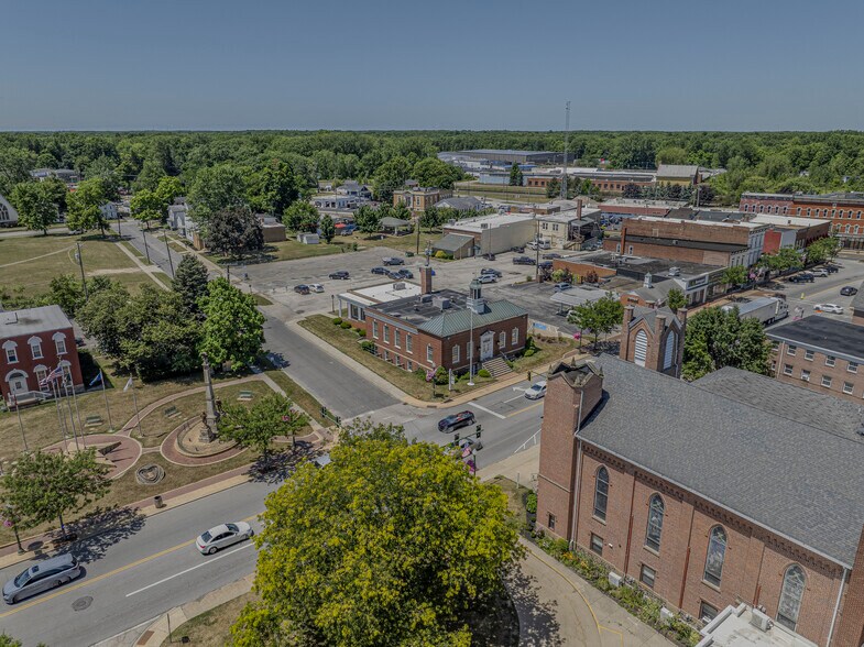 More Photos Of 96 S Broadway, Geneva Office For Sale