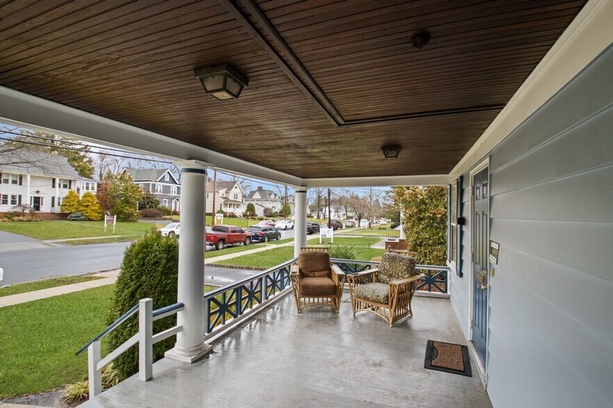 More Photos Of 114 S Euclid Ave, Westfield Office For Sale