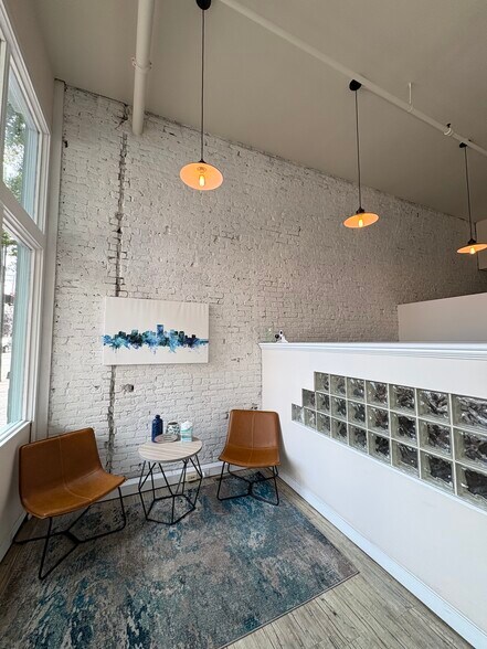 More Photos Of 2 S 17th St, Richmond Apartments For Lease